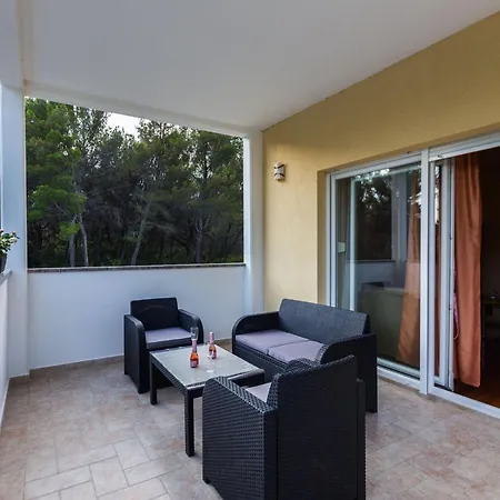 Apartamento Elegant And Lavish Leisure With Outdoor Pool Zadar